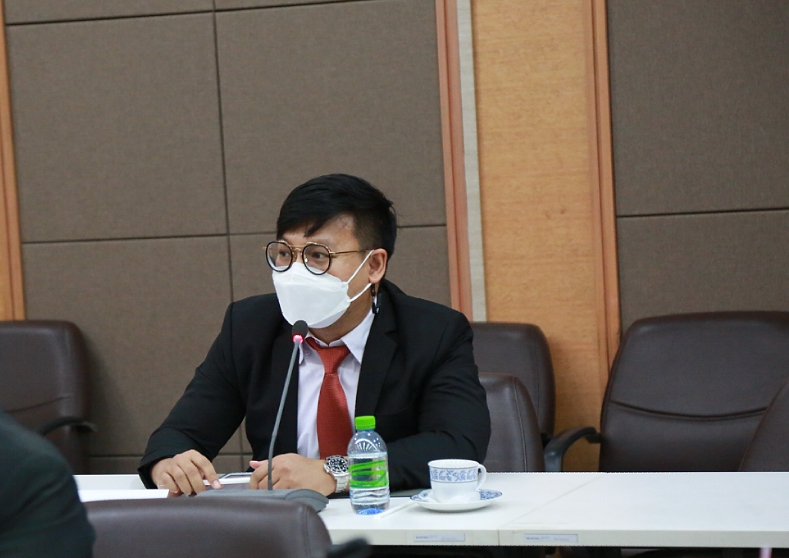 ปลัดพม.หารือกับผู�