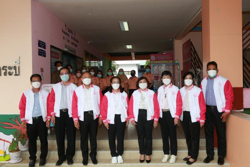 ปลัดพม.พร้อมด้วยค�