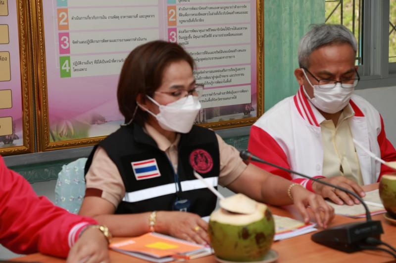ปลัดพม.พร้อมด้วยค�