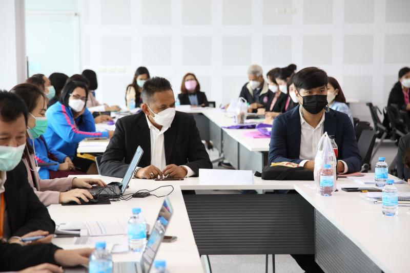 ปลัดพม.เป็นประธาน�