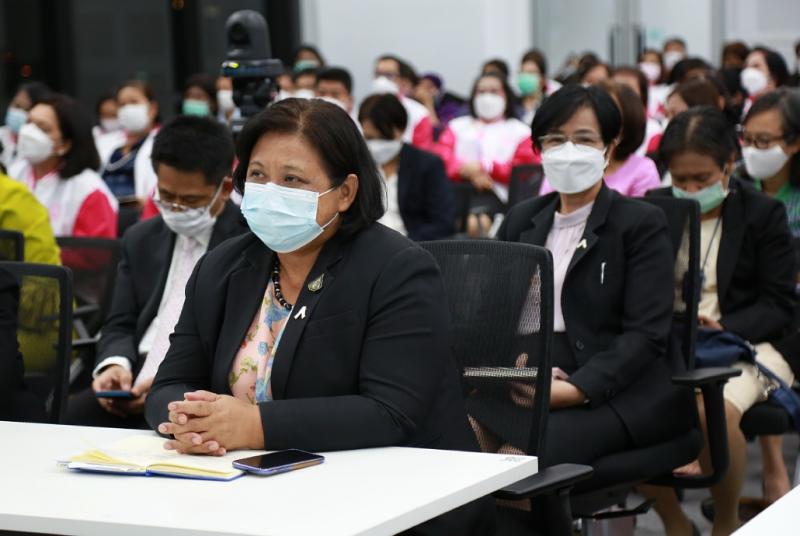 ปลัดพม.มอบนโยบายก�