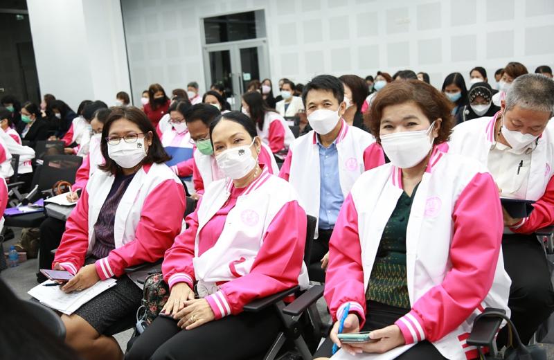 ปลัดพม.มอบนโยบายก�