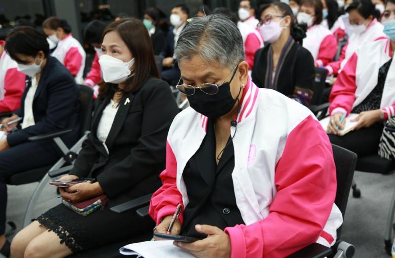 ปลัดพม.มอบนโยบายก�