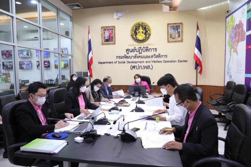 รองปลัดพม.เป็นประ�