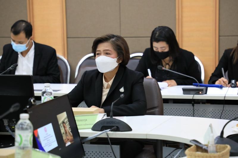 รมว.พม.  เป็นประธาน�