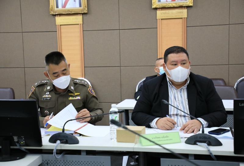 รมว.พม.  เป็นประธาน�