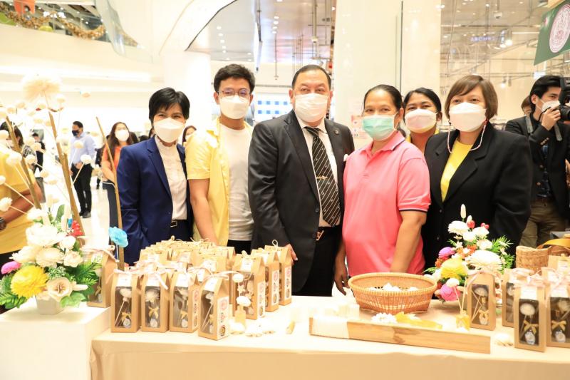 รมว.พม.เป็นประธานเ