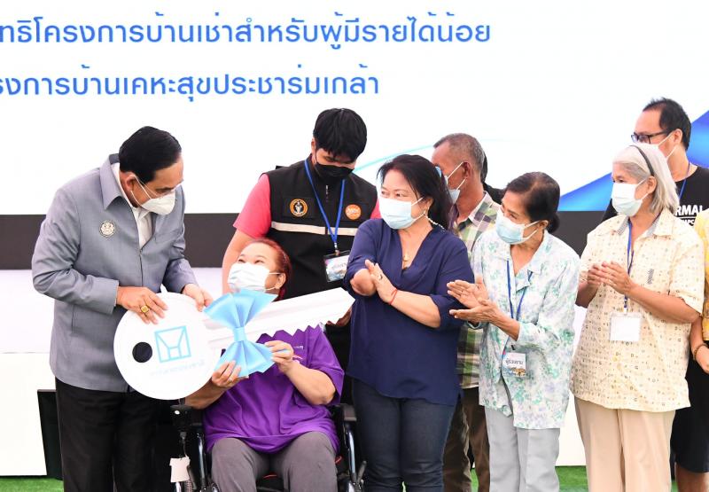 นายกรัฐมนตรี  เป็น