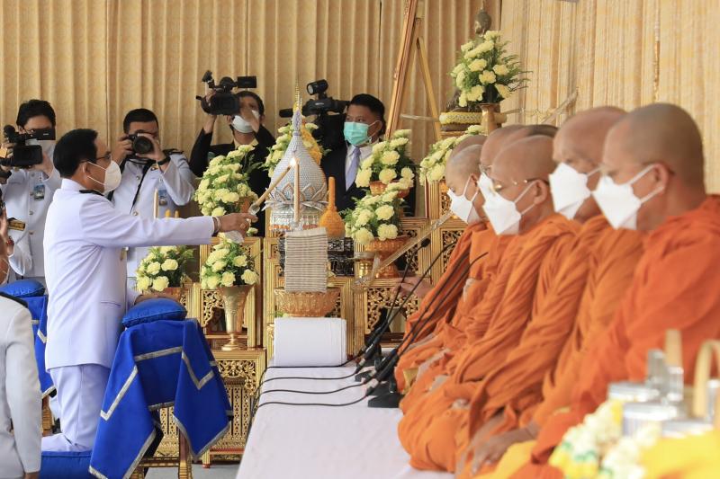รมว.พม.พร้อมด้วยภร