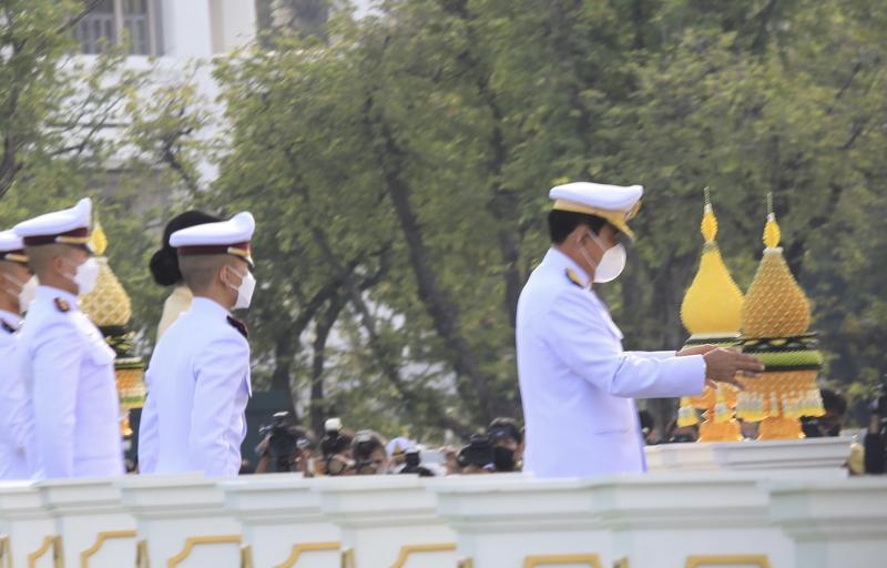 รมว.พม.พร้อมด้วยภร