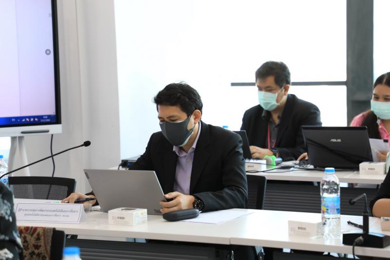 รองปลัดพม.เป็นประ�