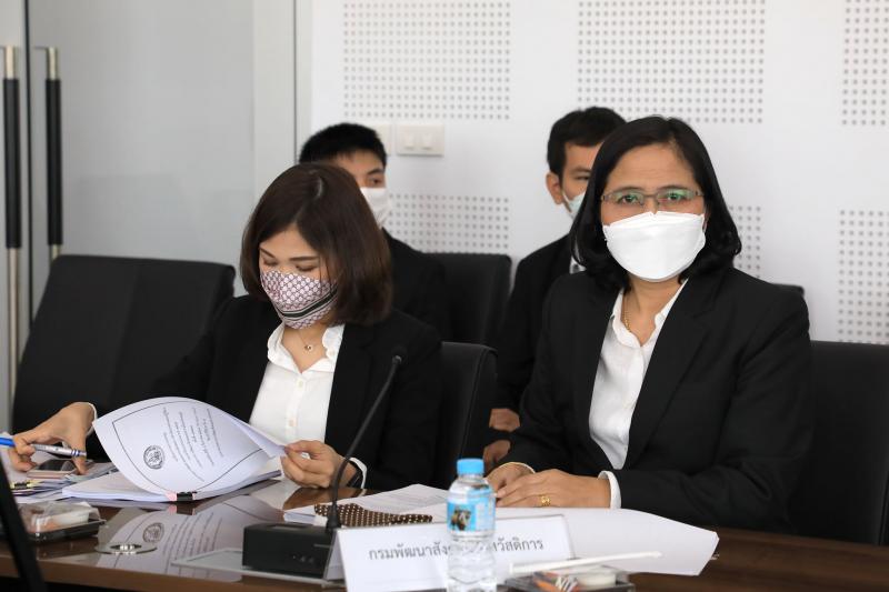 รองปลัดพม.เป็นประ�