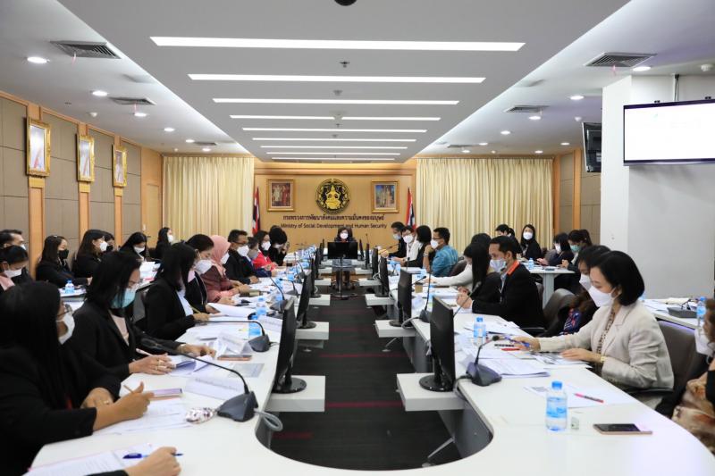 ปลัดพม. เป็นประธาน