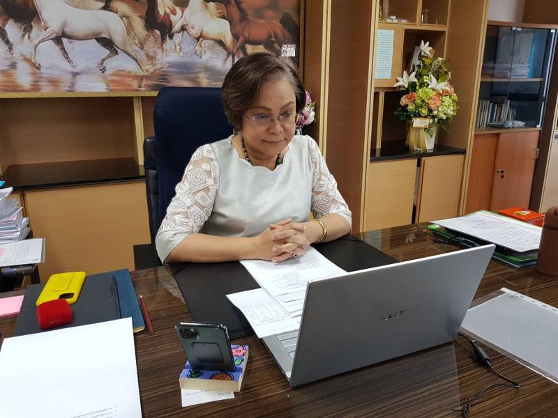 รองปลัดพม.ประชุมห�