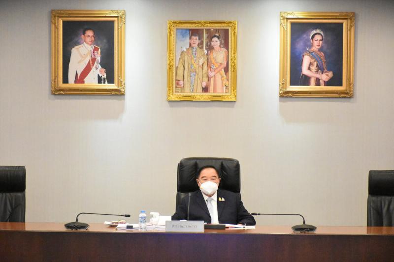 รองนายก เป็นประธา�