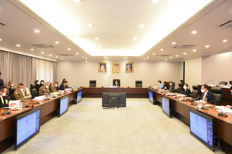 รองนายกเป็นประธา�