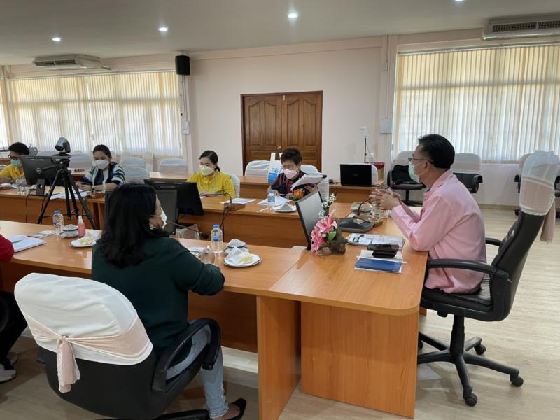 รองปลัดพม.พร้อมคณ�