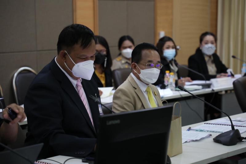 รมว.พม.ประธาน การป�