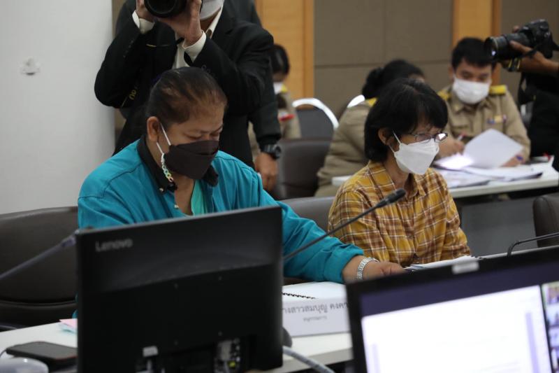 รมว.พม.ประธาน การป�