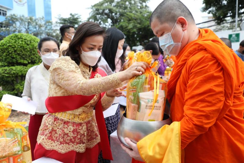 ปลัดพม.นำคณะผู้บร�