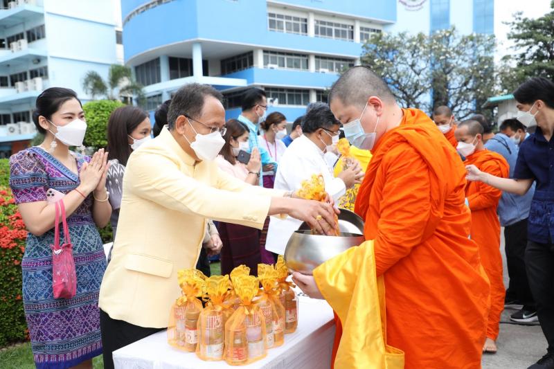 ปลัดพม.นำคณะผู้บร�