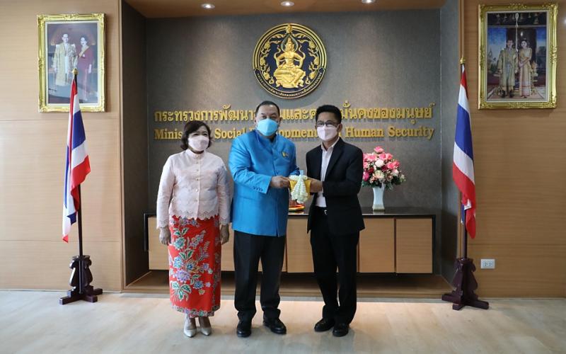 ปลัดพม.นำคณะผู้บร�