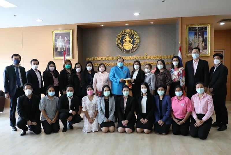 ปลัดพม.นำคณะผู้บร�
