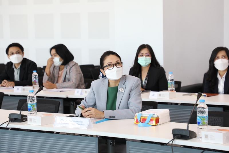 รองปลัดพม.เป็นประ�