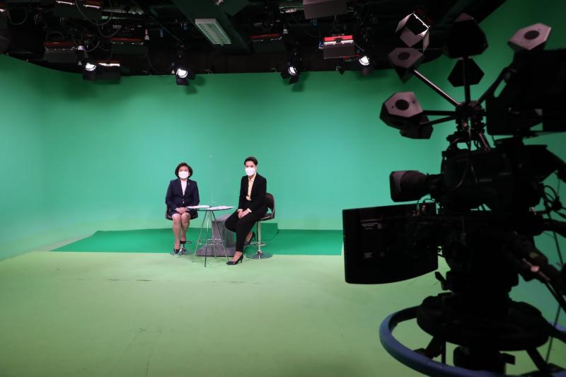 ปลัดพม.ให้สัมภาษณ�
