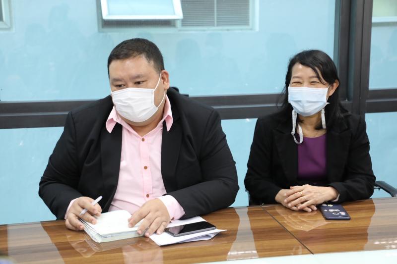 รองปลัดพม.ให้ผู้บ�