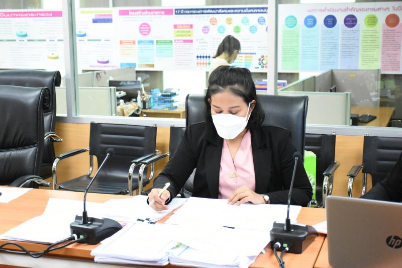 รองปลัดพม.เป็นประ�