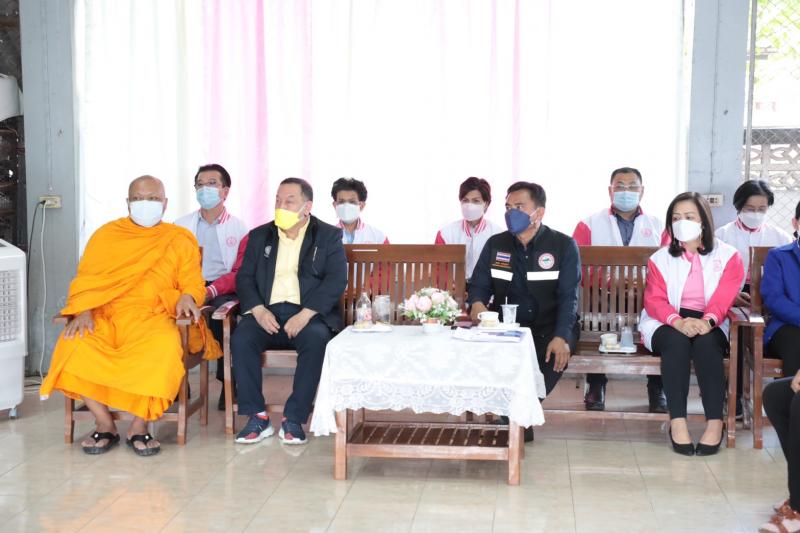 รมว.พม.พร้อมด้วยคณ