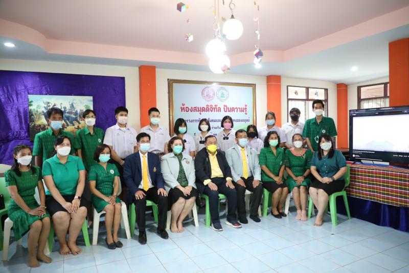 รมว.พม.และคณะผู้บร