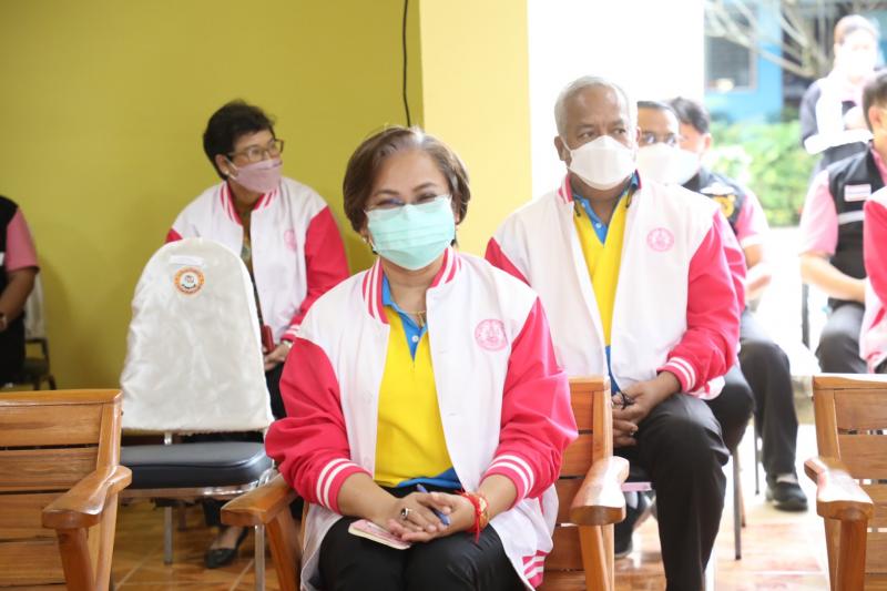 รมว.พม.และ คณะผู้บ�