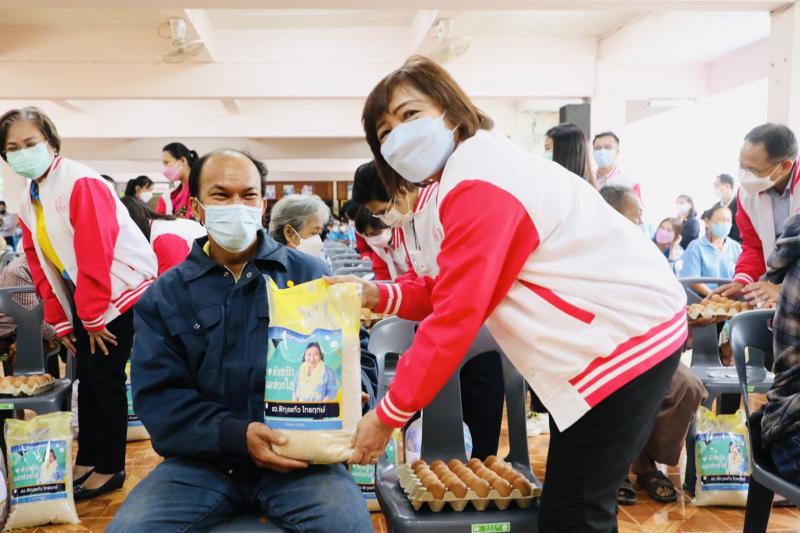 รมว.พม.และ คณะผู้บ�