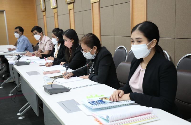 ปลัด พม. เป็นประธา�