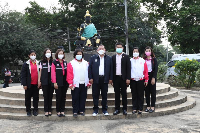 รมว.พม. เป็นประธาน�