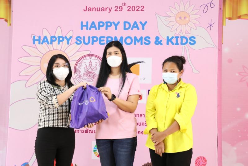 รมว.พม.รมว.พม.เป็นป�