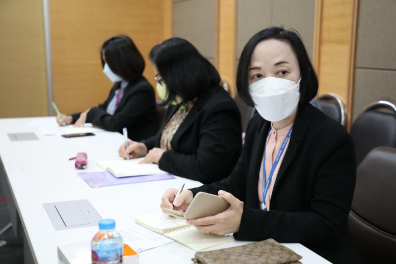 รมว.พม. เป็นประธาน�