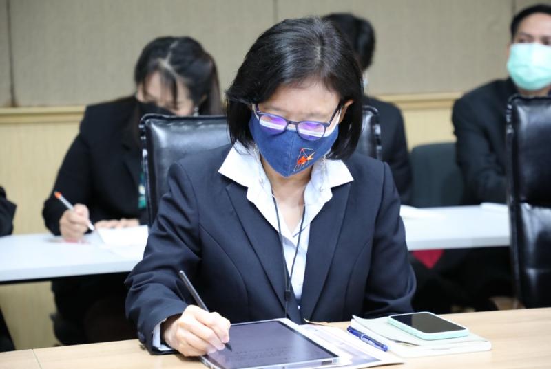 รมว.พม. เป็นประธาน�