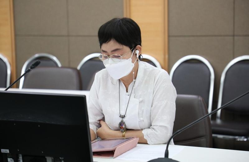 ปลัดพม.เป็นประธาน�