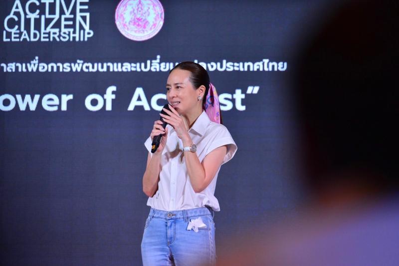 รมว.พม. เป็นประธาน�
