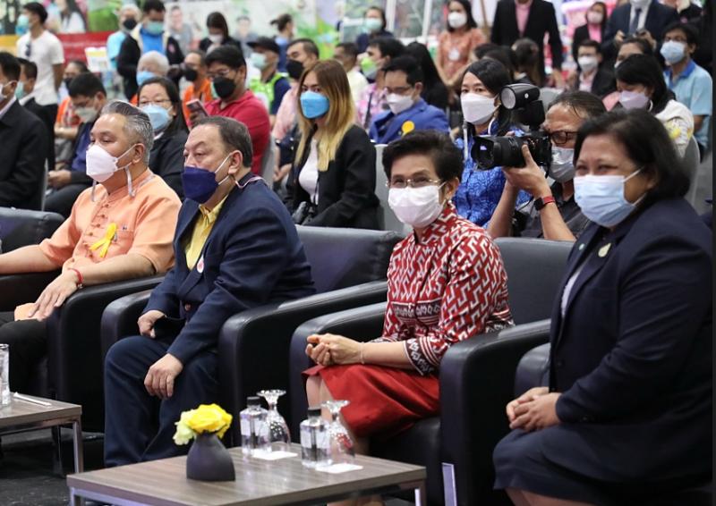 รมว.พม.เป็นประธานเ