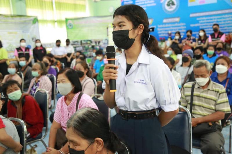 รมว.พม.พร้อมด้วยคณ