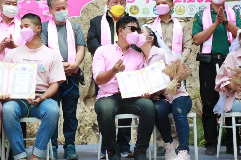 รมว.พม.เป็นประธานเ