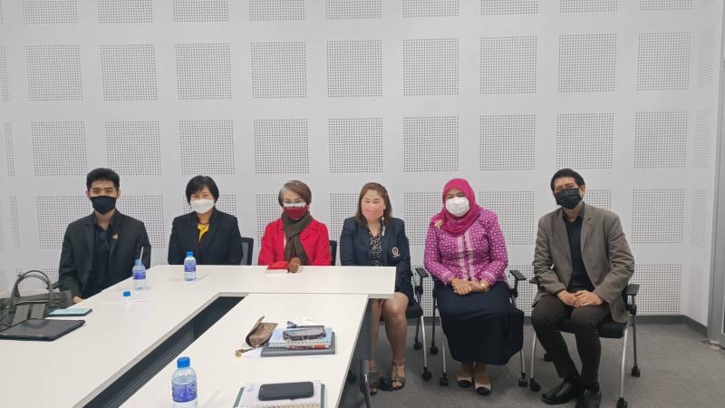 รองปลัดพม.ประชุมห�