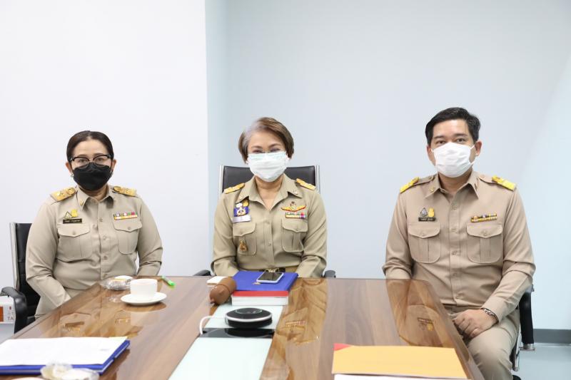 รองปลัดพม.เป็นประ�