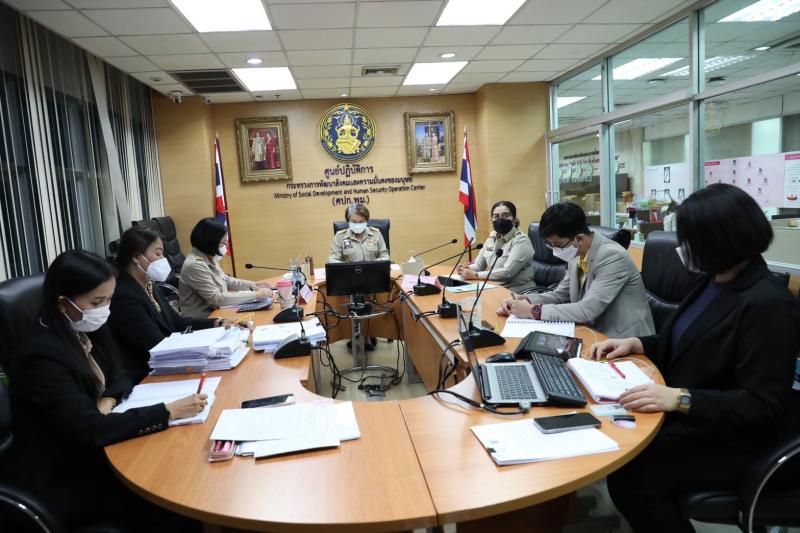 รองปลัดพม.เป็นประ�