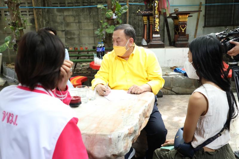 รมว.พม.และคณะผู้บร