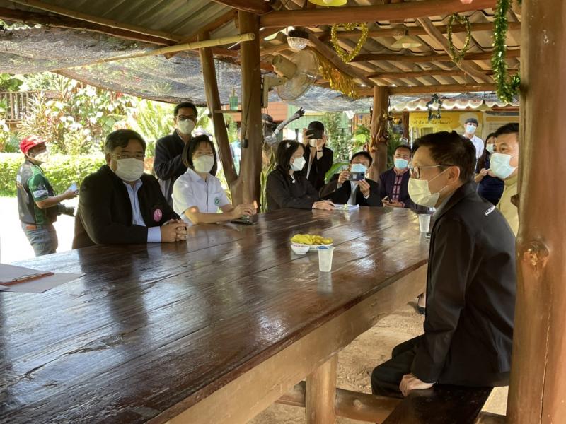 ผต.พม. ลงพื้นที่ตร�